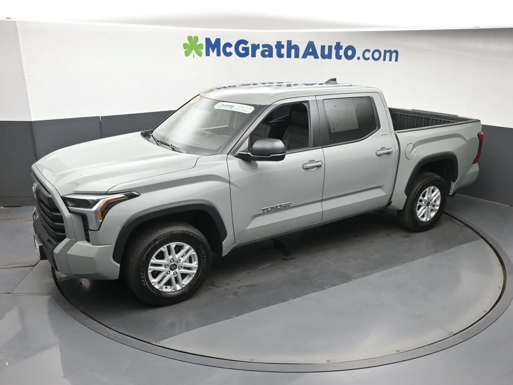 Certified Used 2024  Toyota SR5 image 22