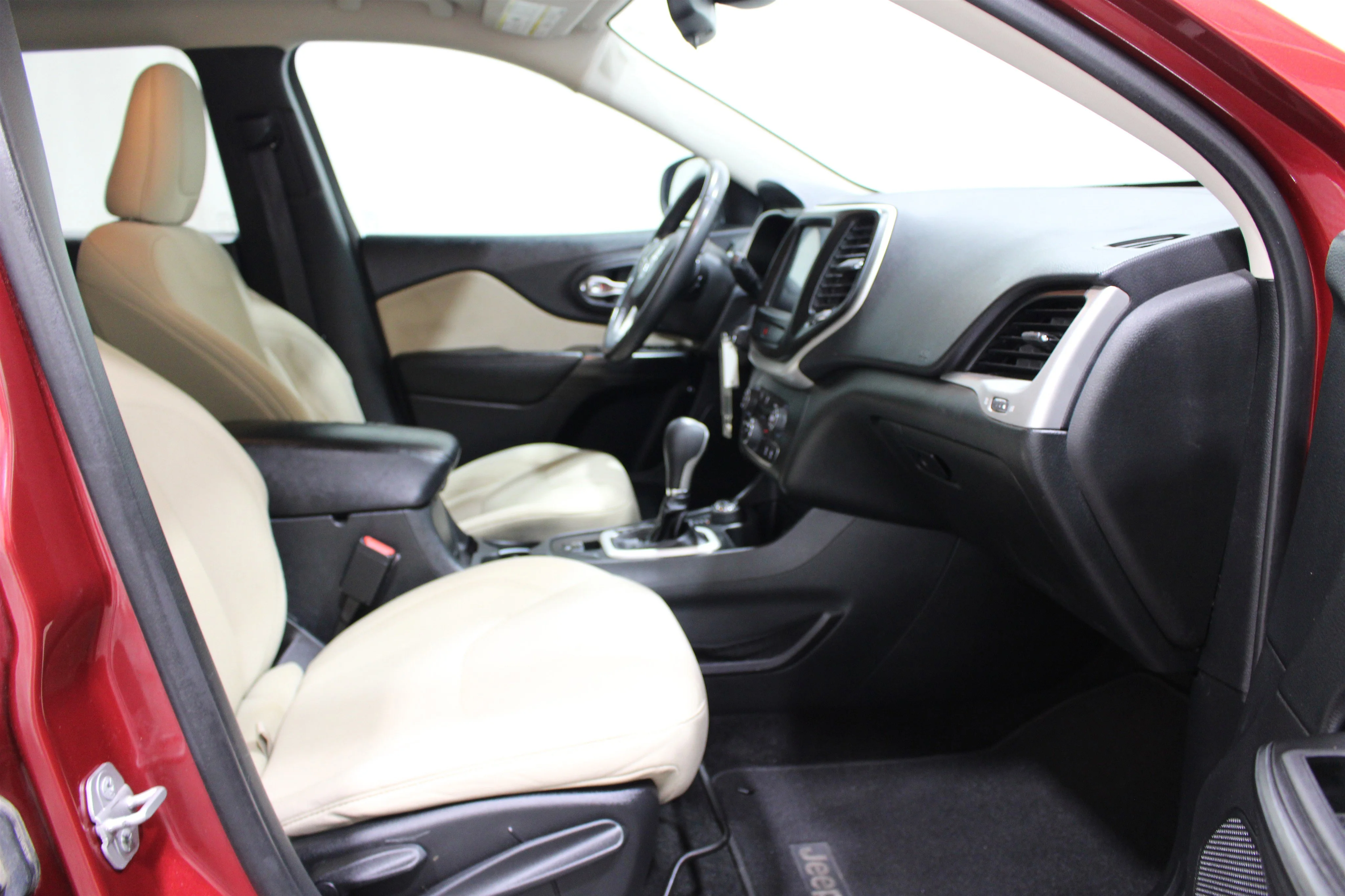 2015 Jeep Cherokee Latitude - Photo 20