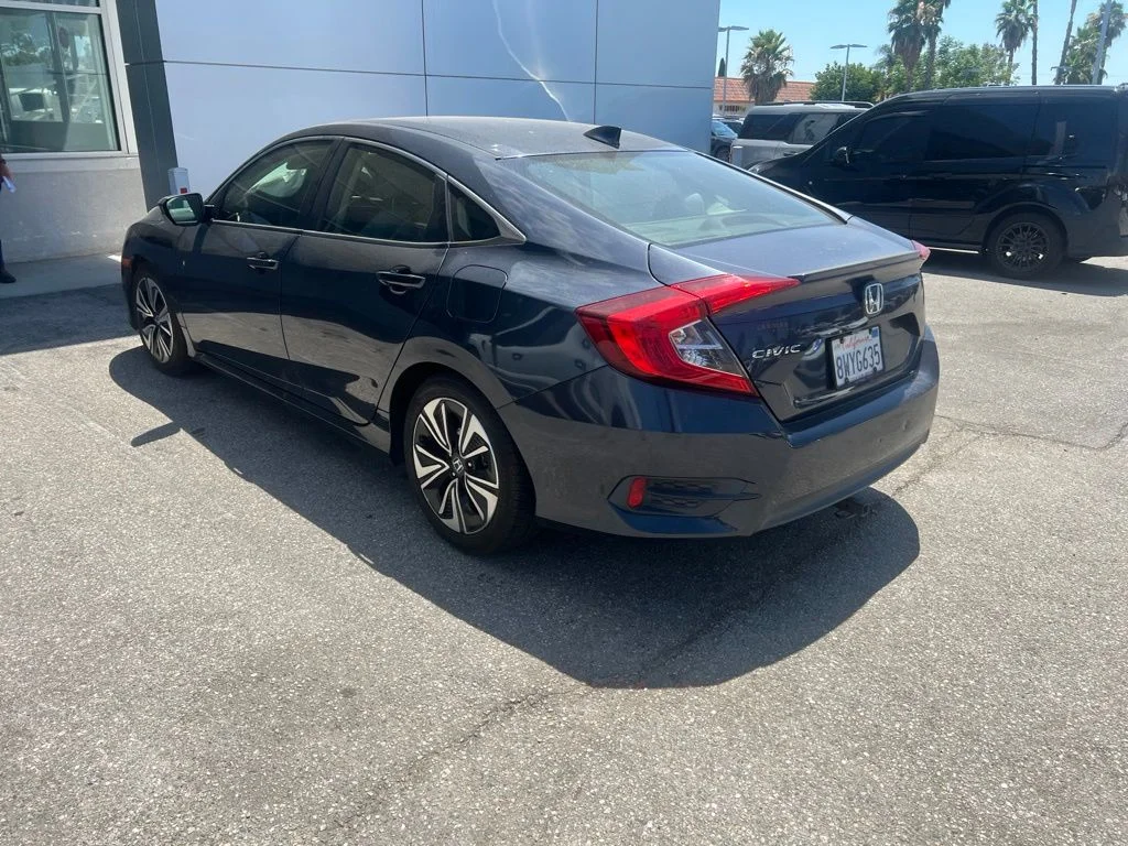 Used 2018 Blue Honda EX-T image 8