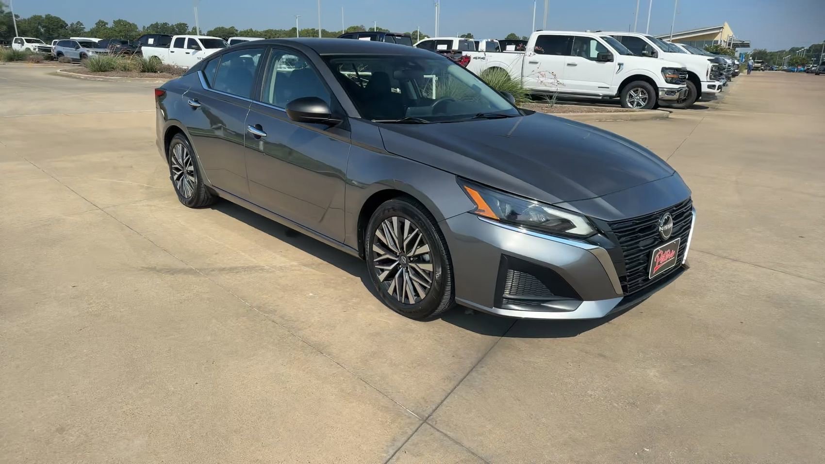 2024 Nissan Altima 2.5 SV photo 3