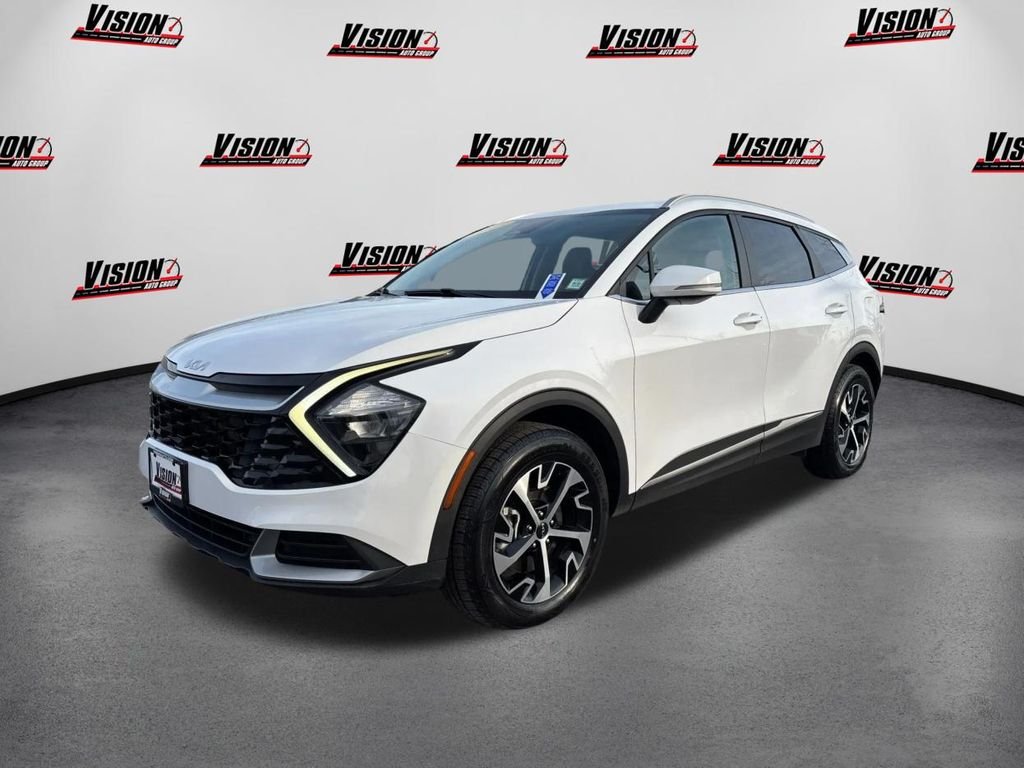 Used 2023 White Kia EX image 1