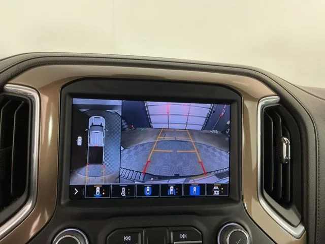 Used 2022 Black Chevrolet High Country image 21