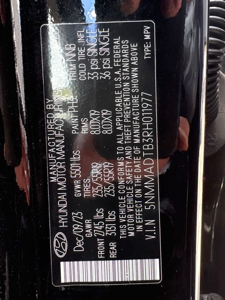 2024 GENESIS GV70 Standard - Photo 12