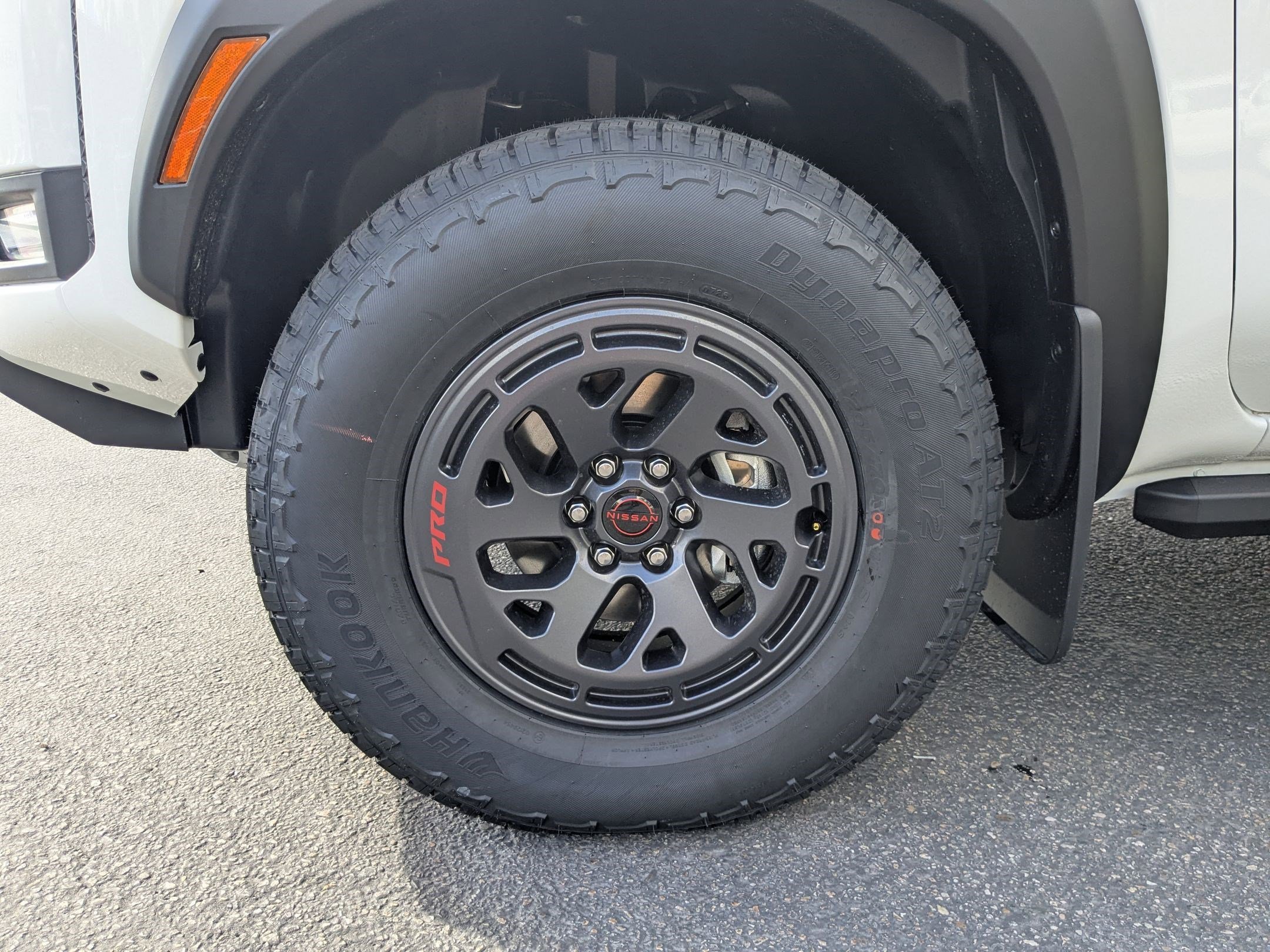 New 2026 Glacier White Nissan PRO-4X image 17