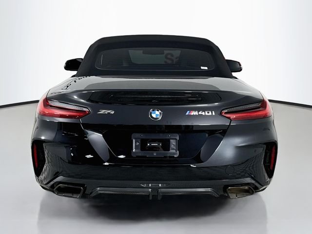 Used 2026 Black Sapphire Metallic BMW sDrive M40i image 6