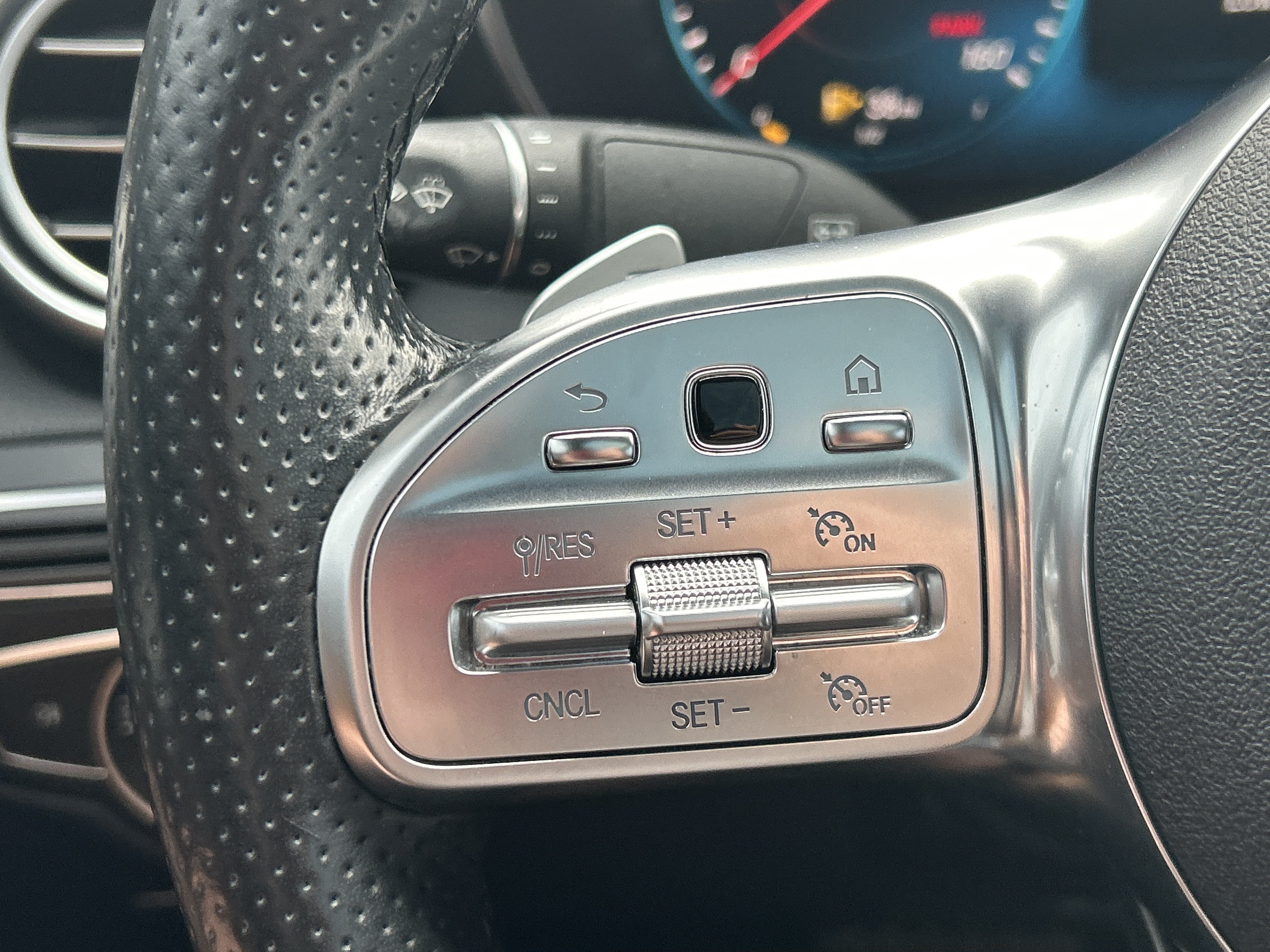 Used 2019 Polar White Mercedes-Benz C 300 Coupe image 25