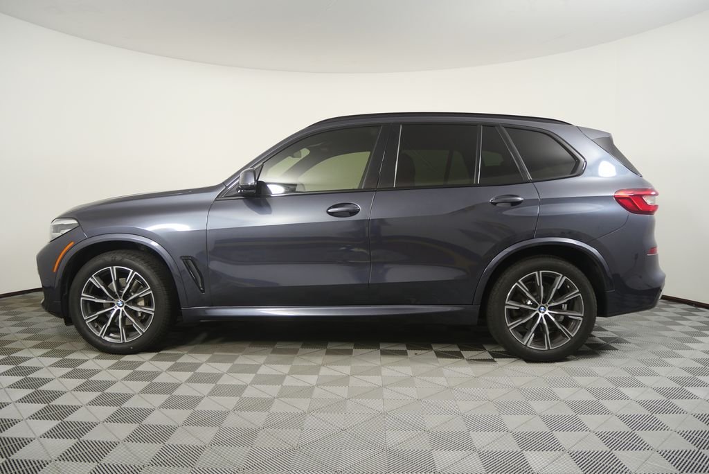 Used 2019 Gray Metallic BMW xDrive40i image 6