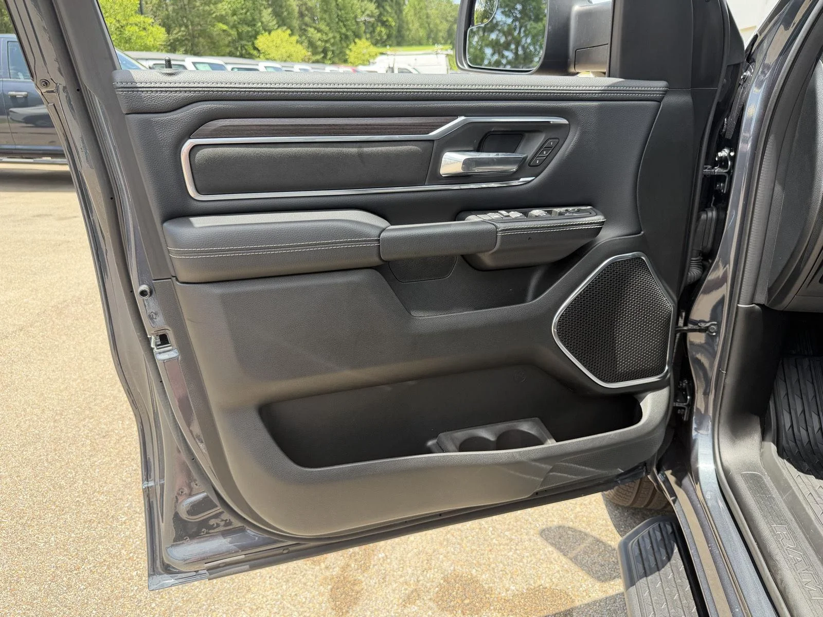 New 2026 Forged Blue Metallic Exterior Paint RAM Laramie image 17