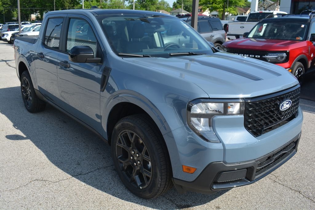 New 2026 Azure Gray Metallic Tri-Coat Ford XLT image 2