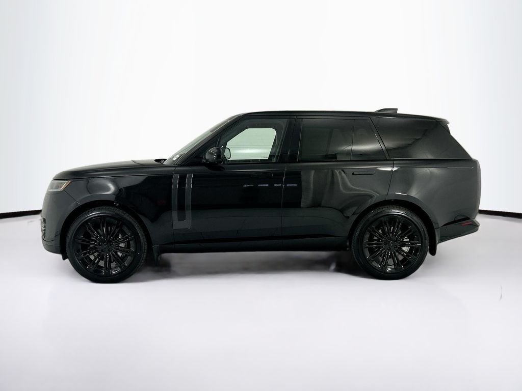 New 2026 Santorini Black Land Rover SE image 8