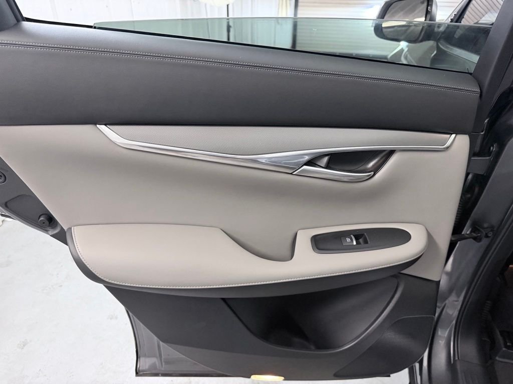 Used 2023 Gray INFINITI LUXE image 31