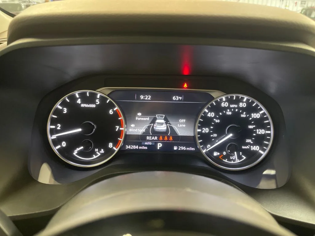 Used 2021 Black Nissan SL image 26