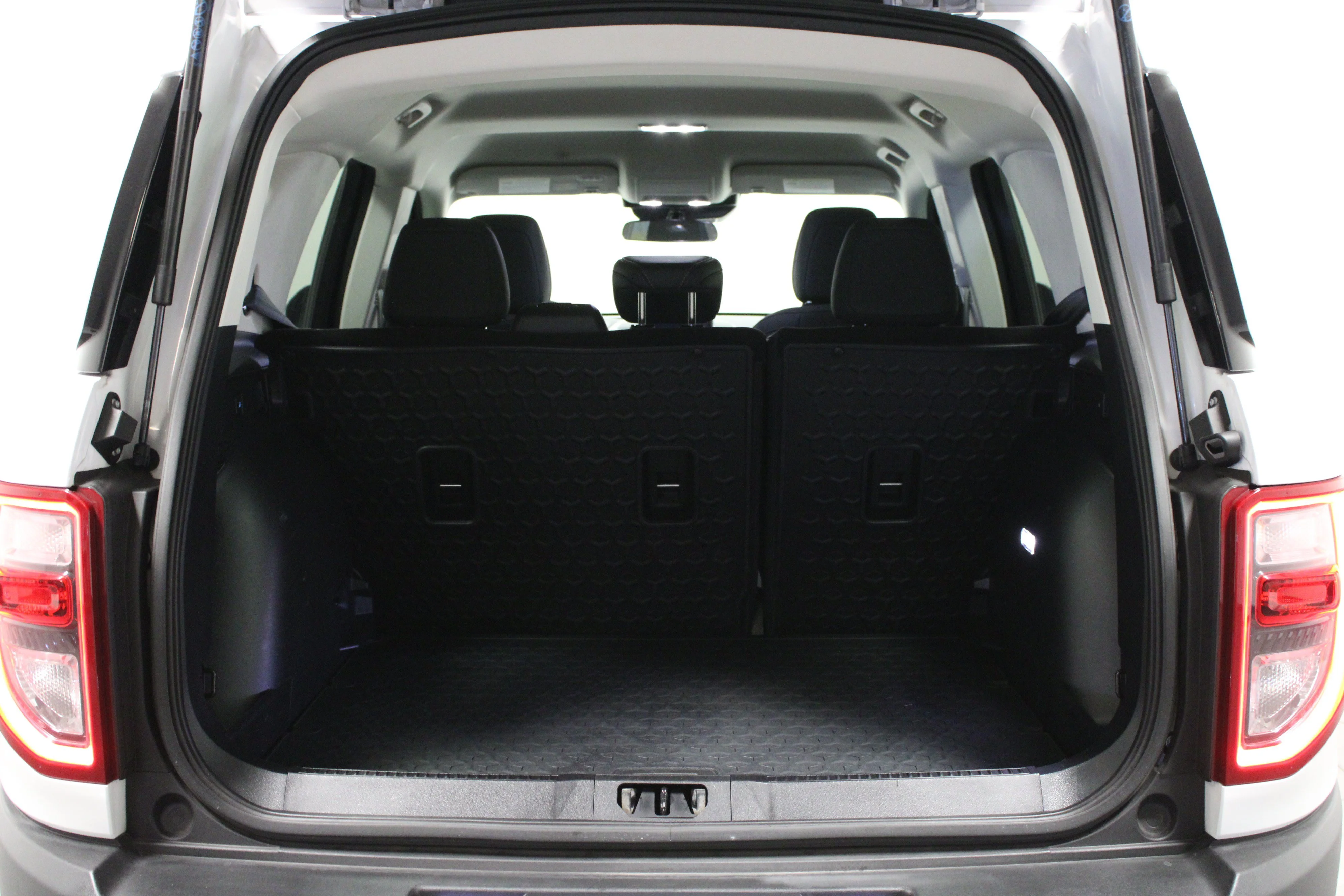 Used 2022 Oxford White Ford Big Bend image 14