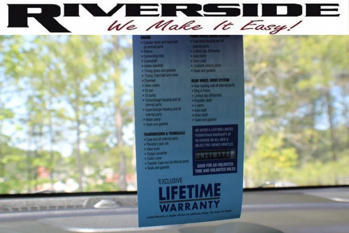 Used 2023 Summit White Chevrolet RS image 9