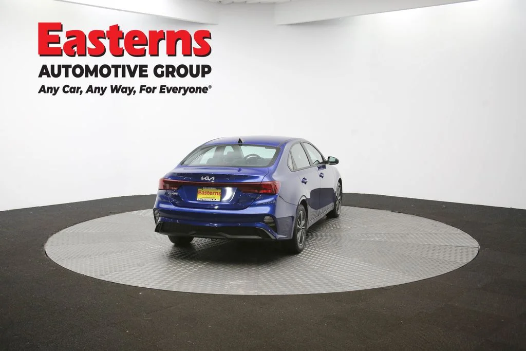 Used 2023 Blue Kia LXS image 37