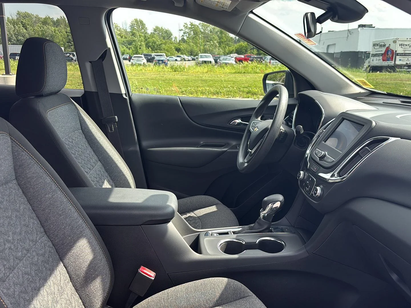 Used 2023 Mosaic Black Metallic Chevrolet LT image 34