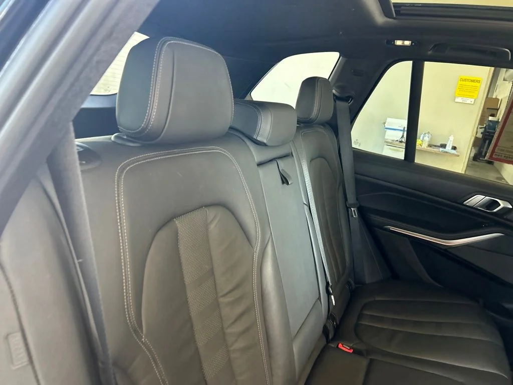 Used 2020 Black BMW sDrive40i image 29