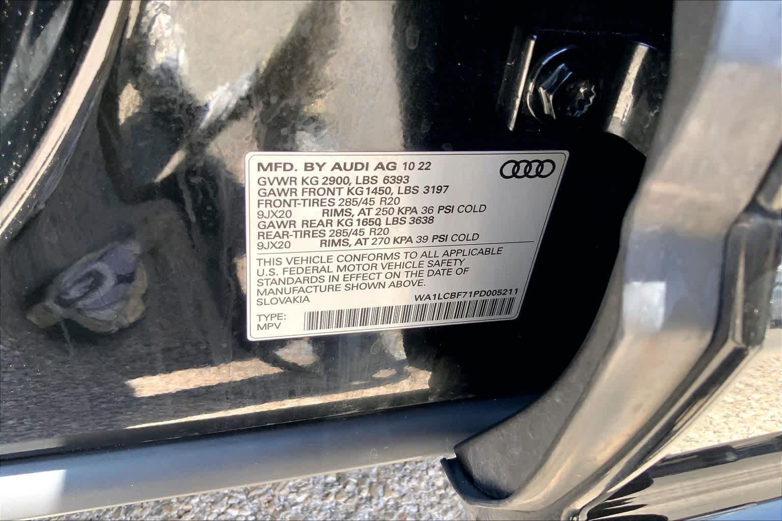 Used 2023 Mythos Black Metallic Audi Premium Plus image 37