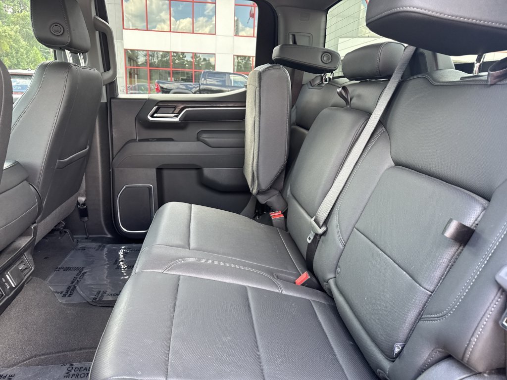 Used 2025 Black GMC SLT image 15
