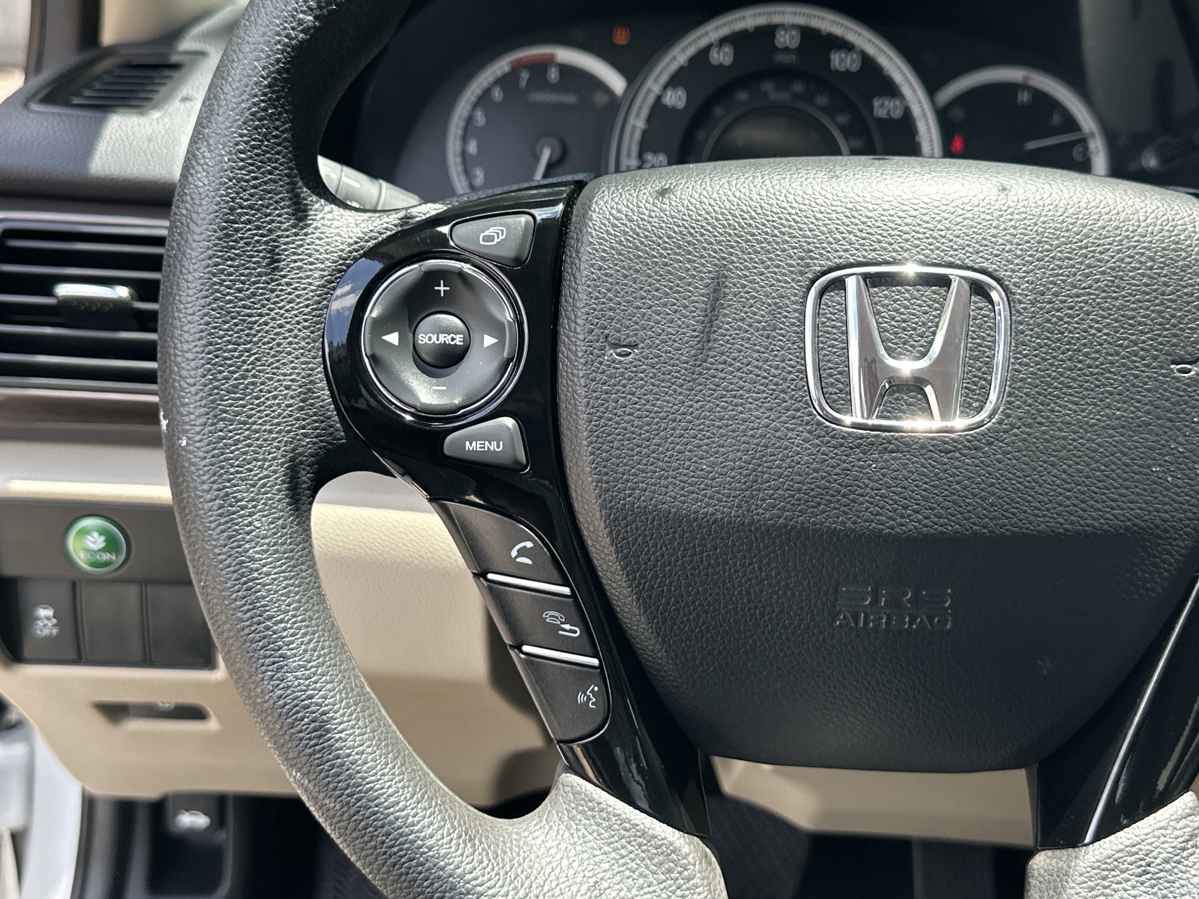 Used 2016 White Orchid Pearl Honda EX image 26