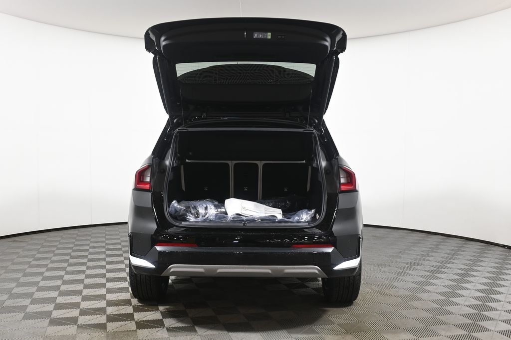 New 2026 Jet Black BMW xDrive28i image 36