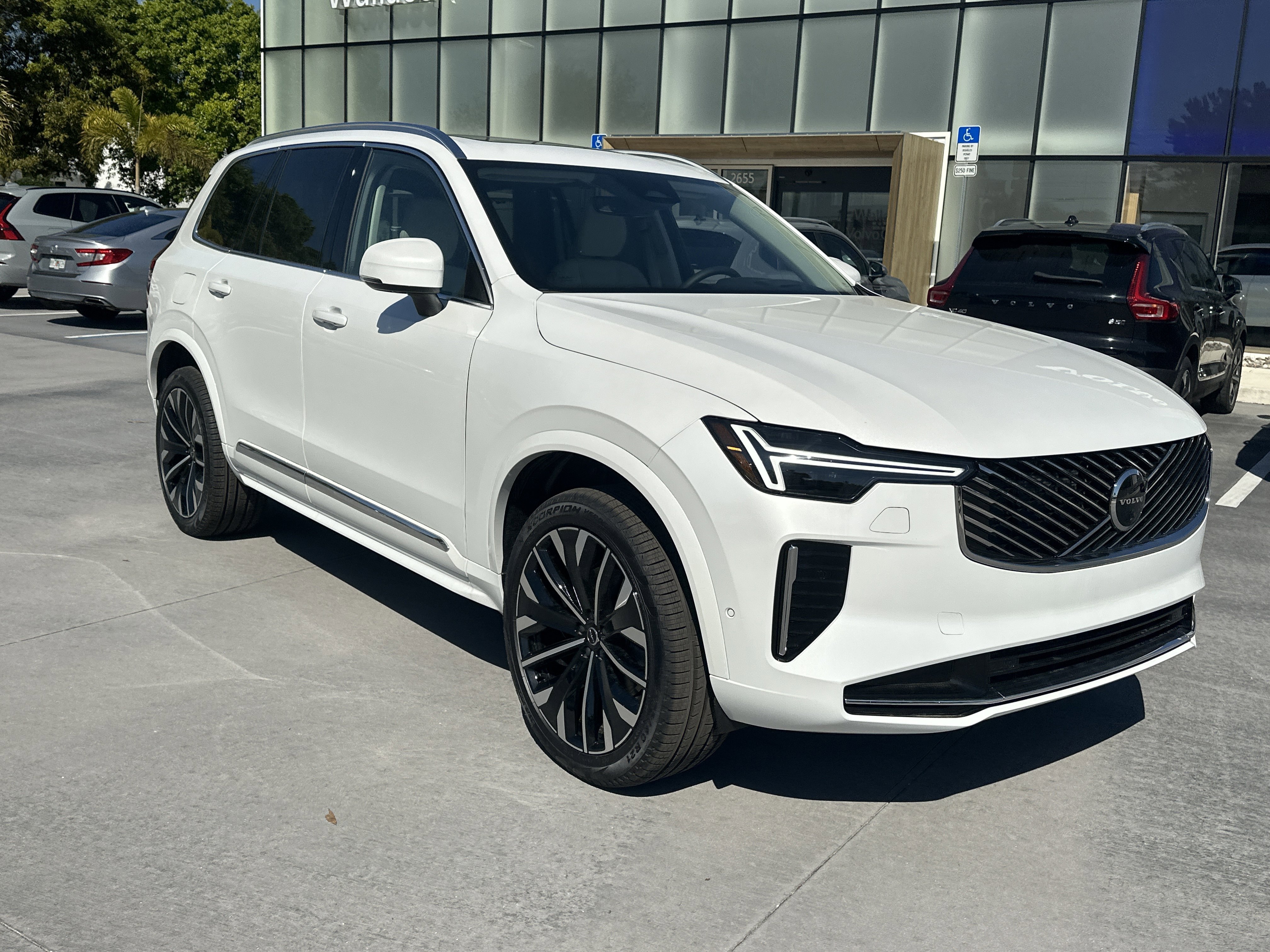 New 2026 Crystal White Volvo Ultra image 4