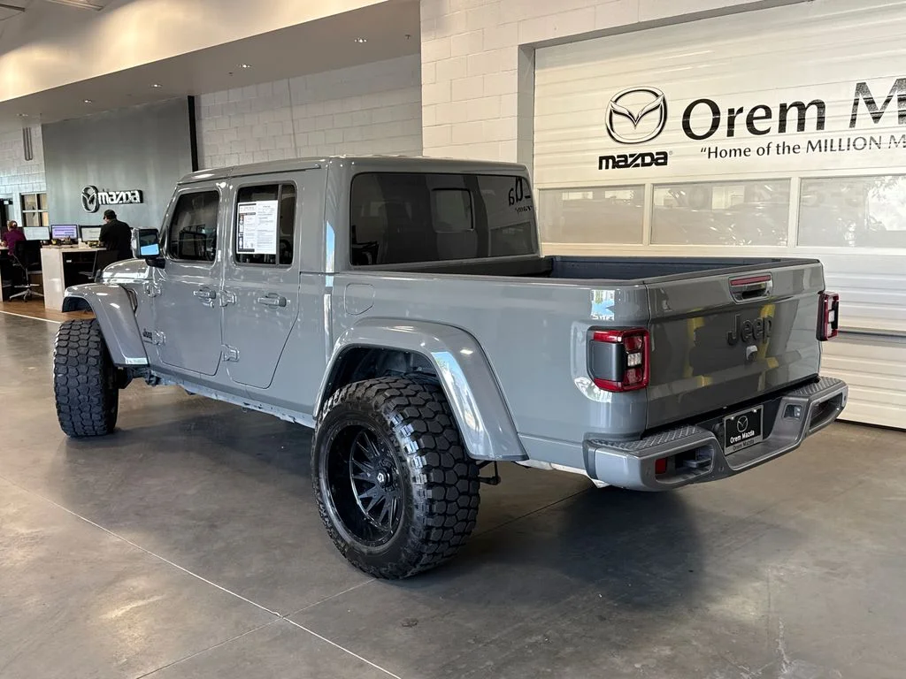 Used 2023 Gray Jeep Overland image 25