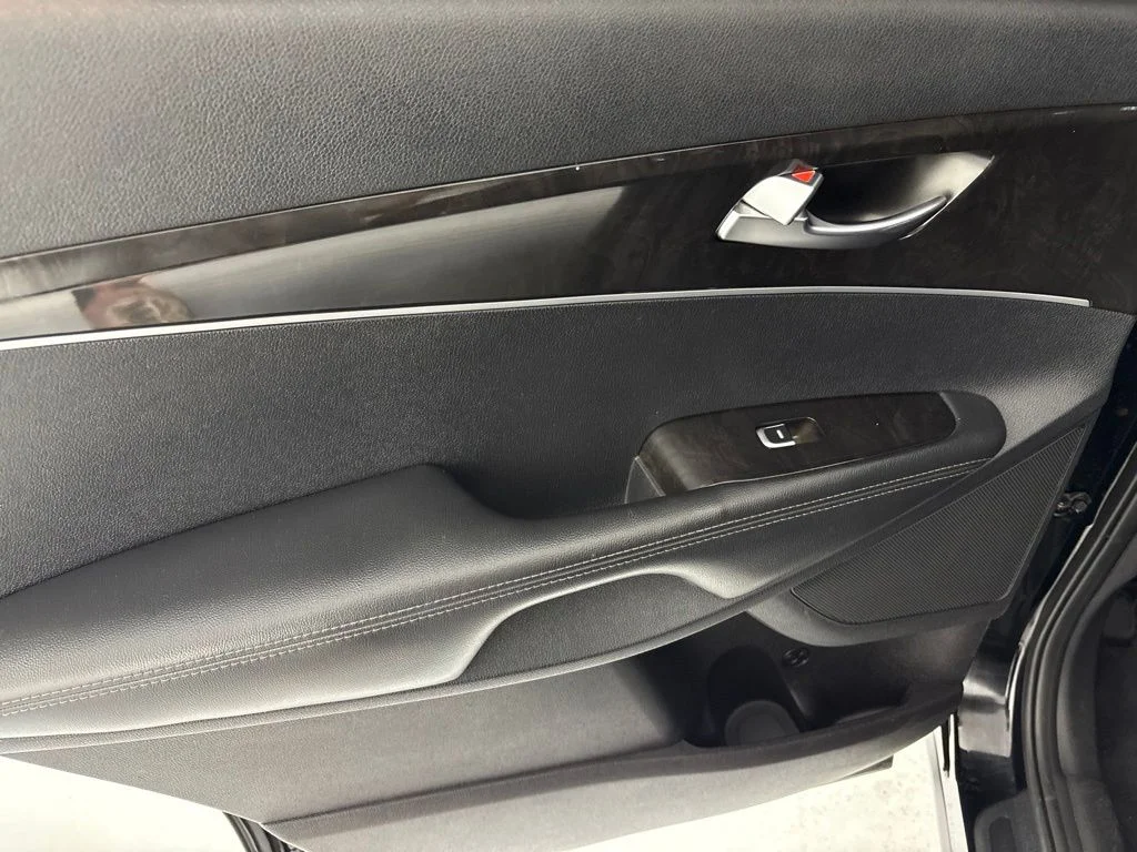 Used 2016 Black Kia LX image 18