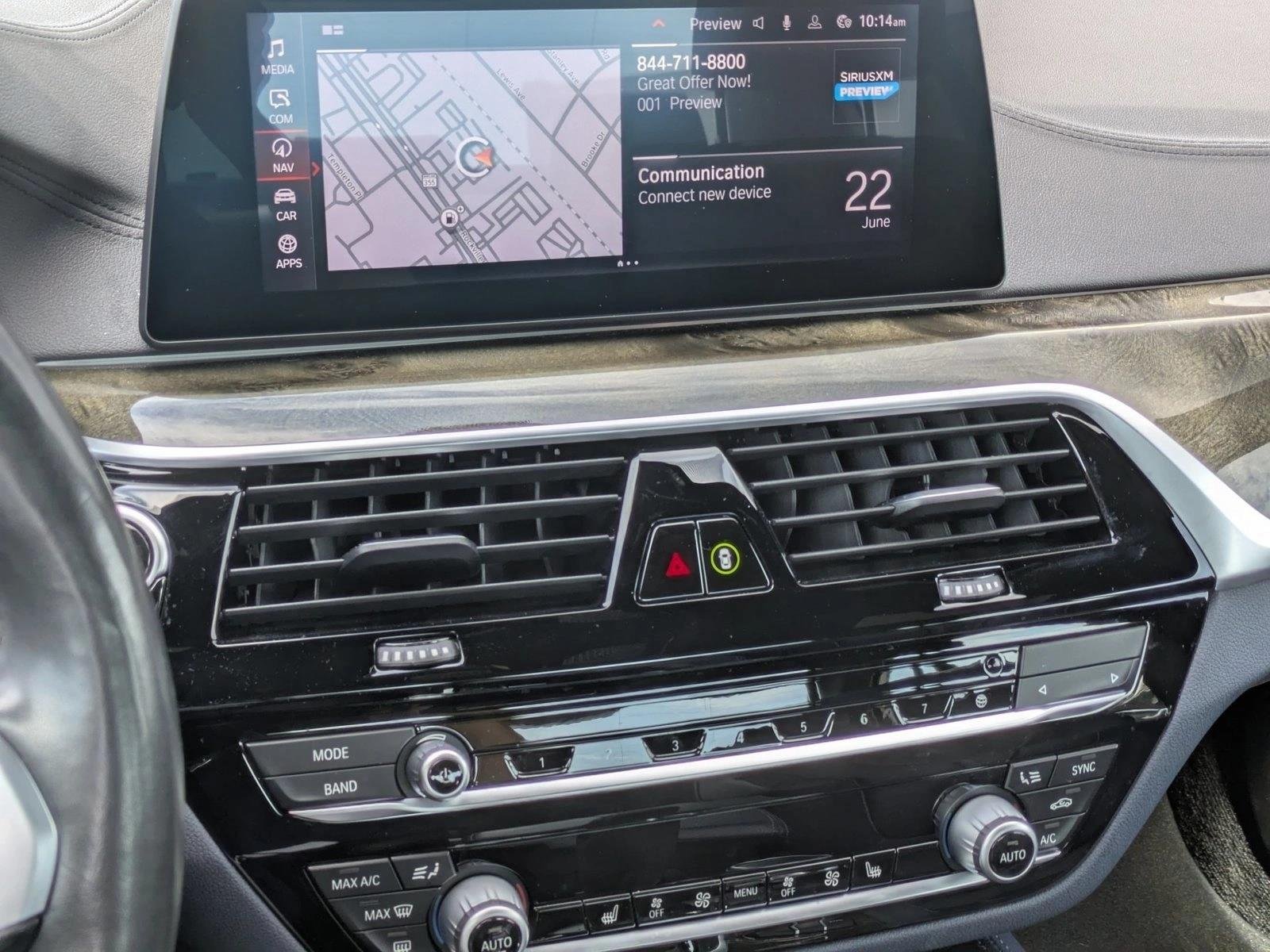 Used 2020 Alpine White BMW 540i xDrive image 11