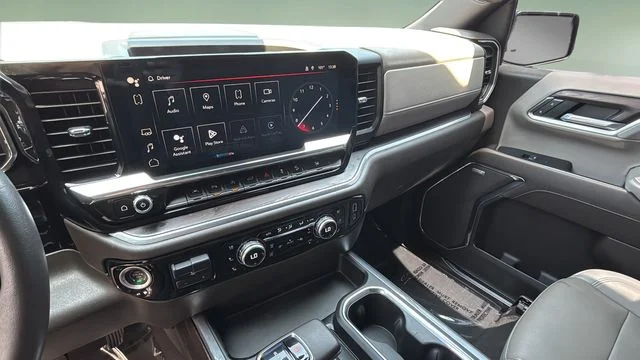 Used 2022 Silver GMC SLT image 25