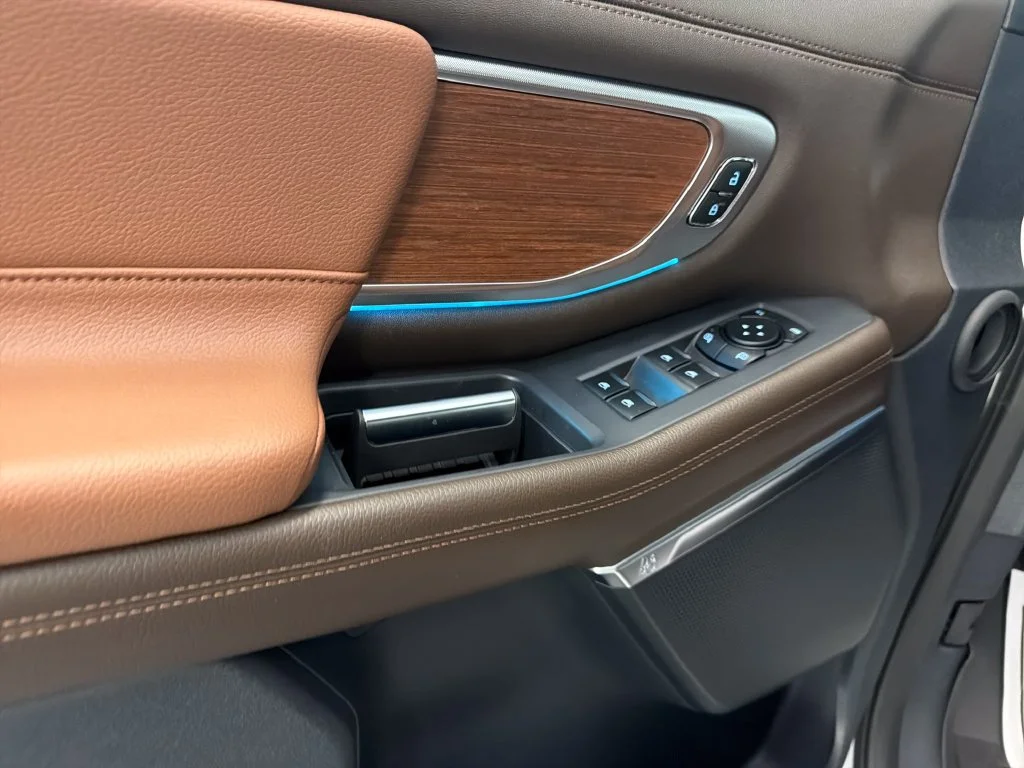 New 2027 White Ford King Ranch image 13