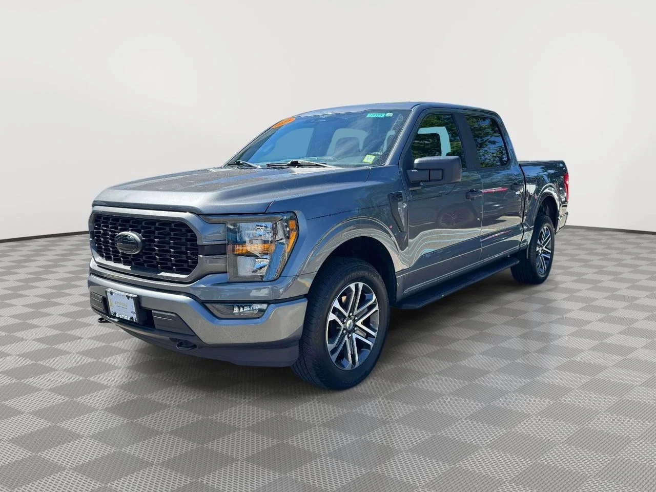 Used 2023 CARBONIZED GRAY METALLIC Ford XL image 3