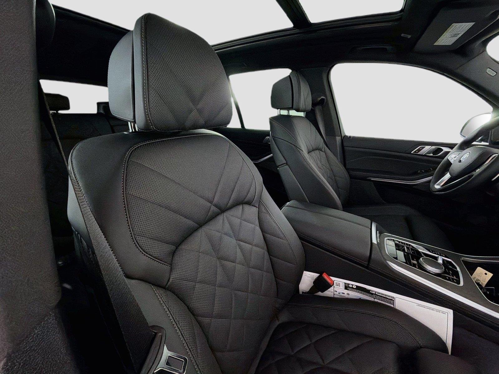 New 2026 Dravit Grey Metallic BMW sDrive40i image 29