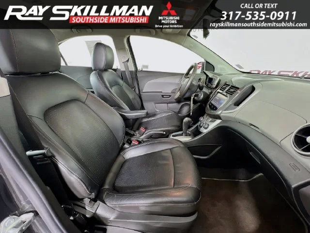 2015 Chevrolet Sonic LTZ - Photo 34