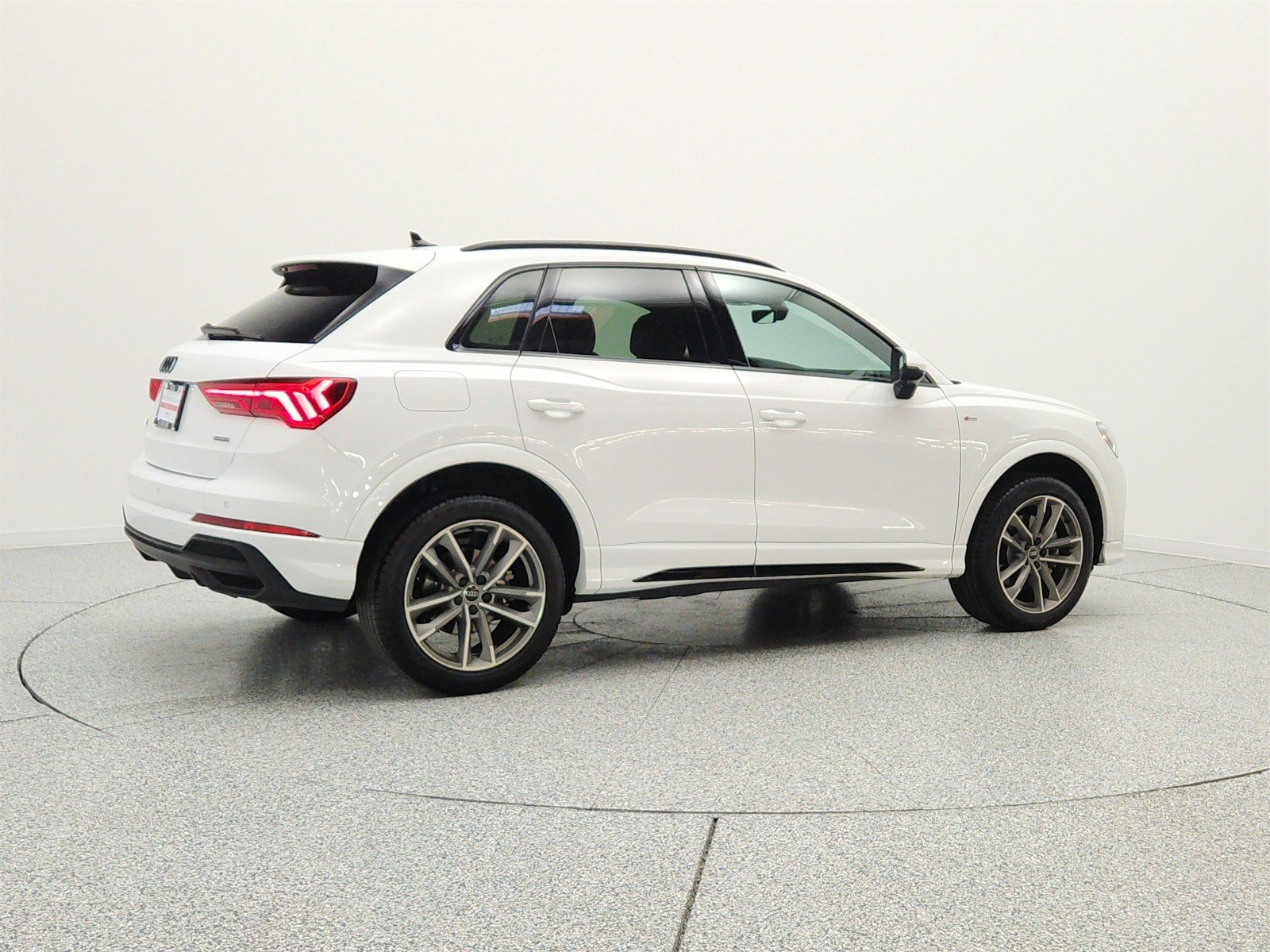 Used 2025 Arkona White Audi S line Premium 45 TFSI quattro image 5