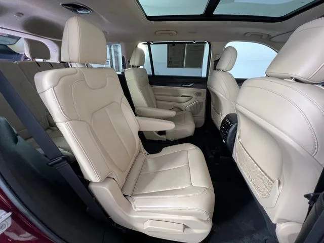 Used 2022 Red Jeep Limited image 47