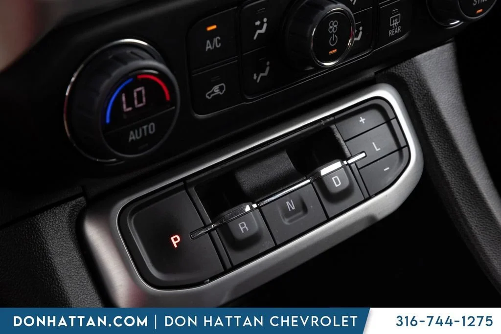 2023 GMC Acadia SLT - Photo 9