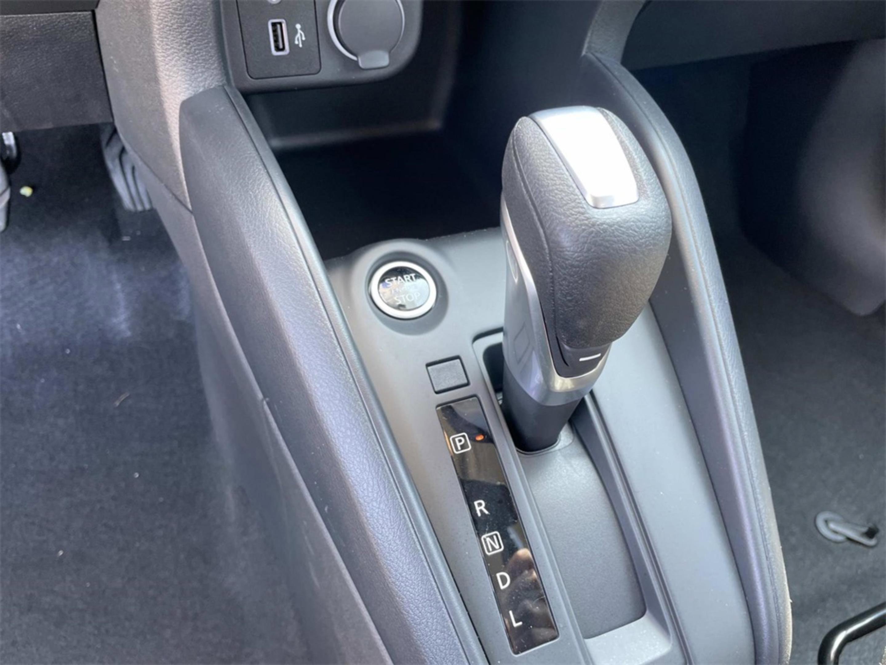 2025 Nissan KICKS PLAY Base - Photo 16