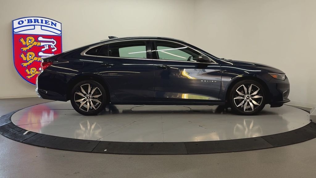 Used 2017 Velvet Chevrolet LT image 4