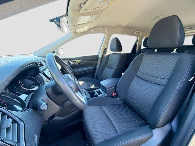 Used 2017 Gray Nissan SV image 11