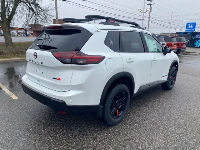 New 2026 Everest White Pearl TriCoat Nissan Rock Creek® image 3