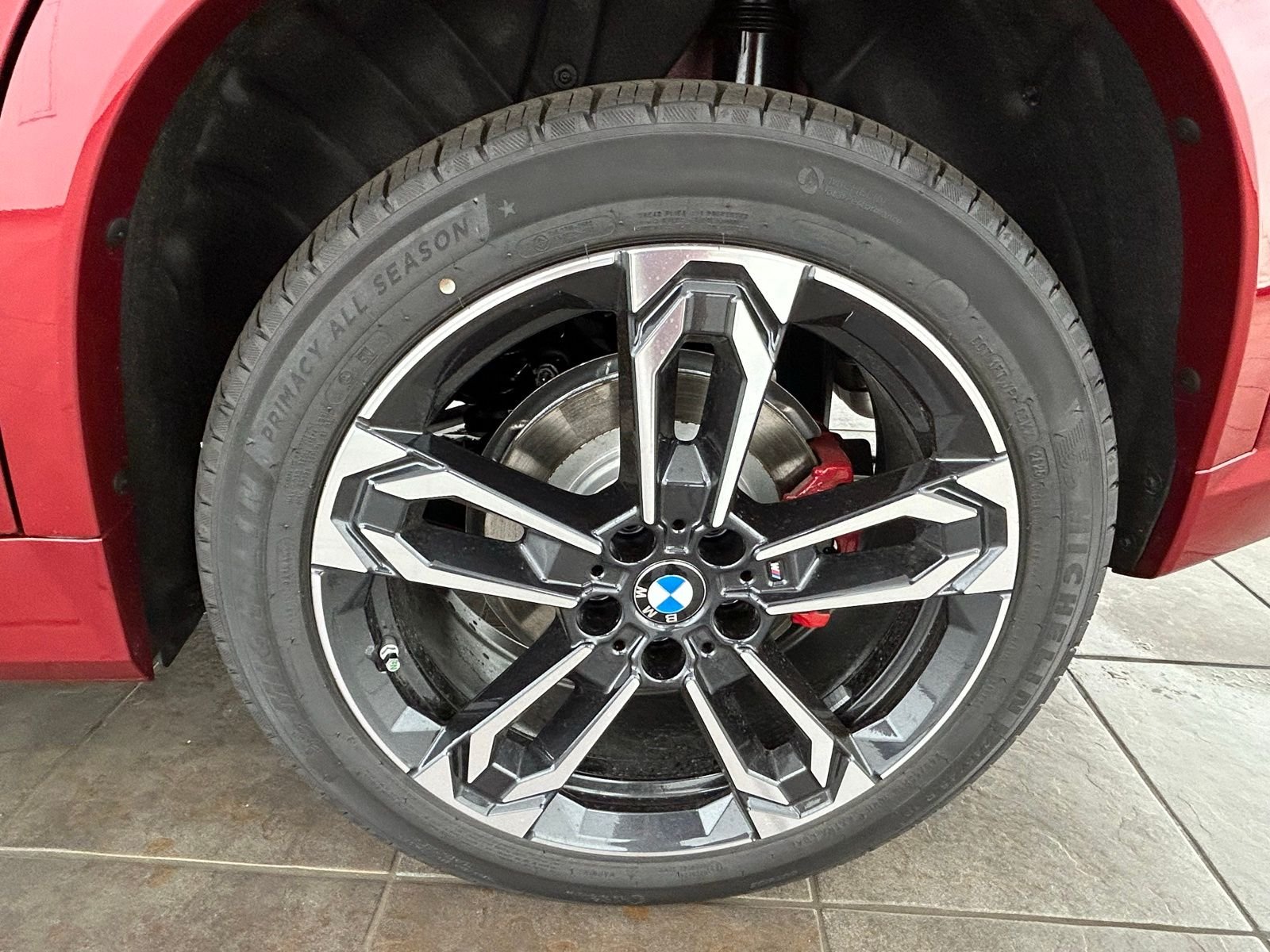 New 2026 Vegas Red Metallic BMW xDrive28i image 36