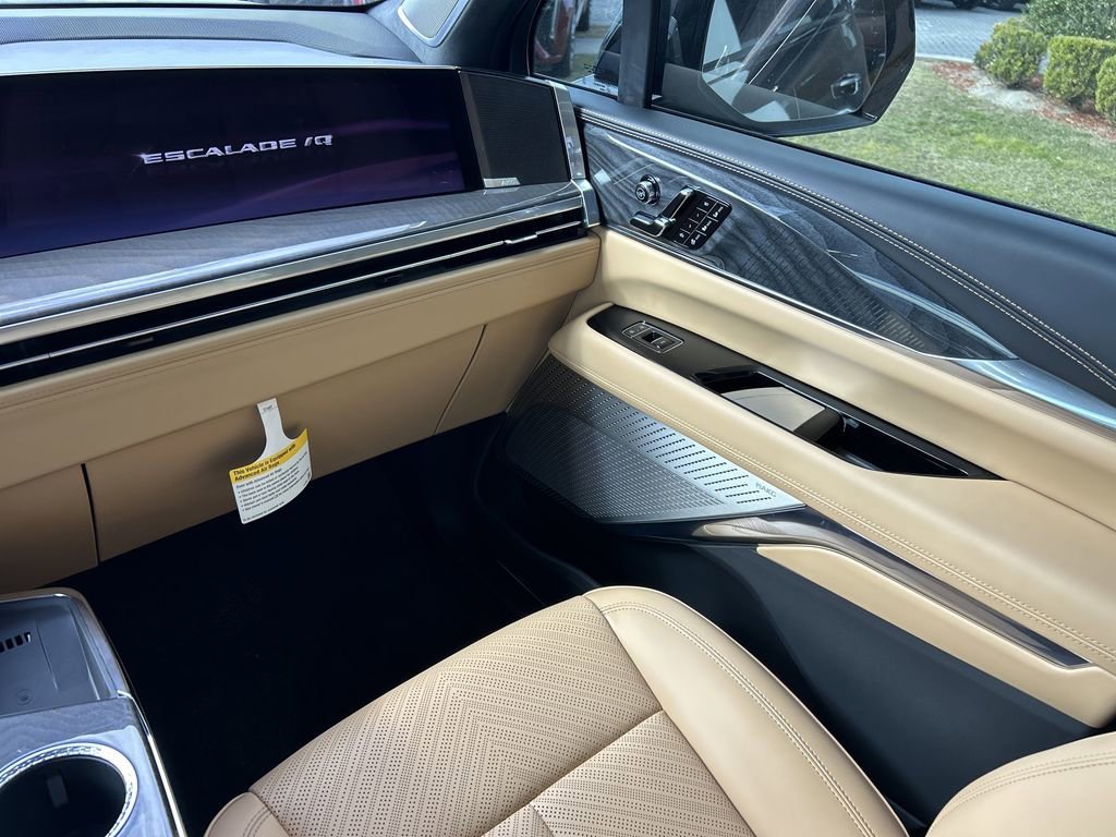 2026 Cadillac Escalade IQ Premium Luxury - Photo 16