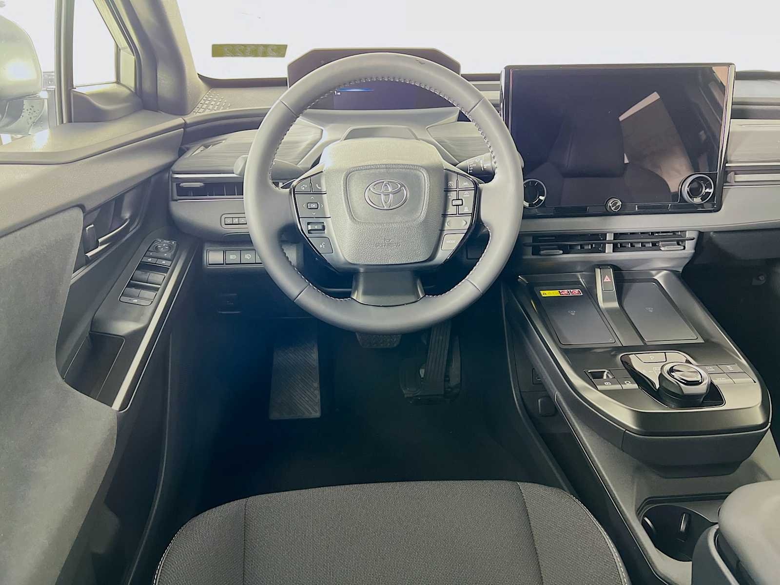 2026 Toyota C-HR — photo 16