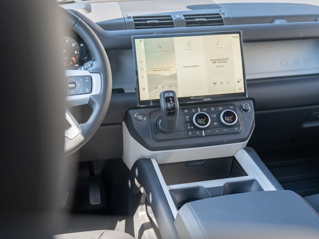 New 2026 Black Land Rover X-Dynamic SE image 20