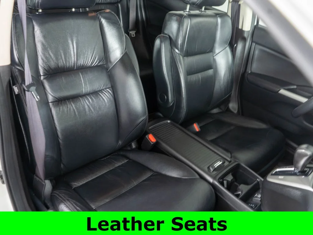 Used 2013 White Honda Touring image 7