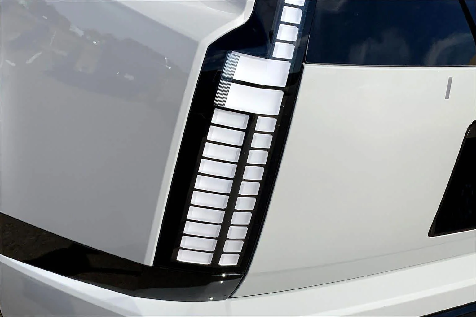 2026 Hyundai IONIQ 9 SEL - Photo 14