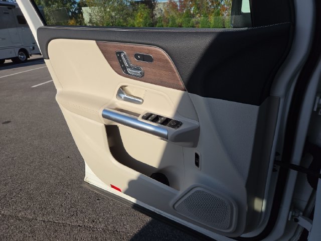 Used 2023 White Mercedes-Benz GLA 250 image 19
