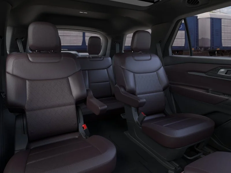 New 2026 Star White Metallic Tri-Coat Ford Platinum™ image 34