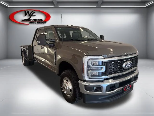 New 2027 Marsh Gray Metallic Ford F-350® XLT image 21